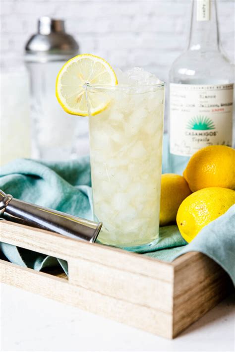 Tequila and lemonade - This refreshing 2 ingredient tequila drink is so easy, you only need 1 minute. Yes, it really is that simple: meet the Tequila Soda! Cousin of the Vodka Soda, this drink pairs tequila and soda water for a refreshing, bubbly highball cocktail. Tip: Add lime to make it a Ranch Water! Ingredients: Tequila and club …
